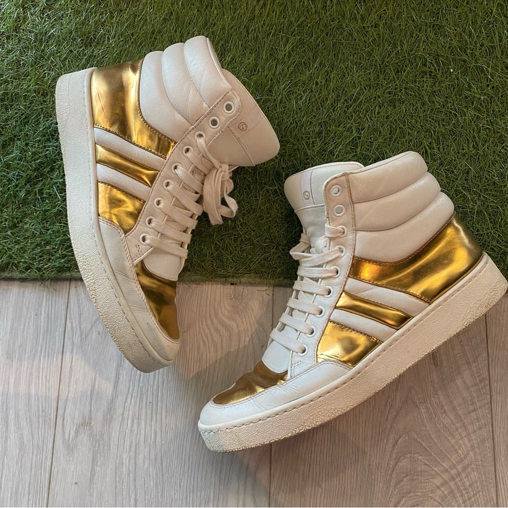 Gucci Hightop sneakers - Signature padded leather high (white/gold) Y2K designer
